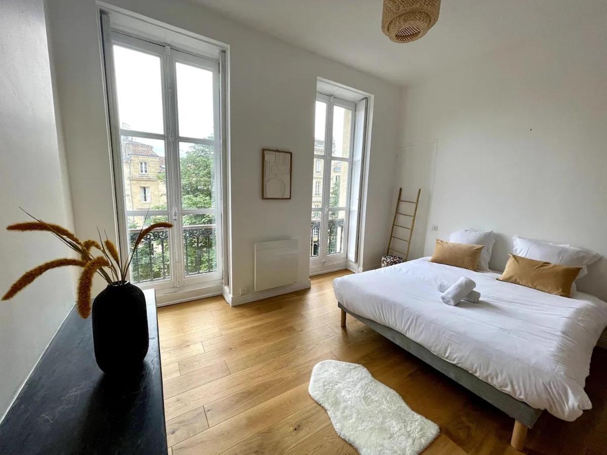 Superbe Appartement Neuf - Place Pey Berland Bordeaux Ngoại thất bức ảnh