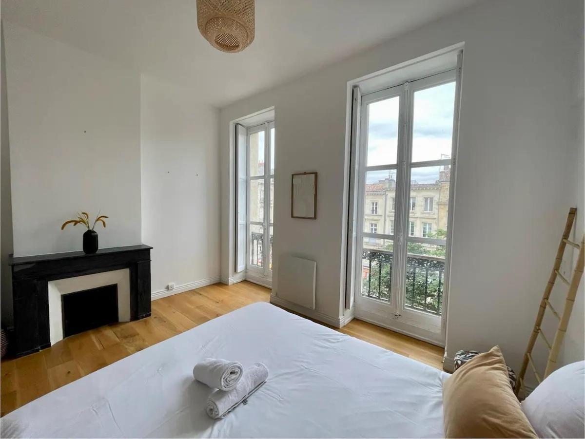 Superbe Appartement Neuf - Place Pey Berland Bordeaux Ngoại thất bức ảnh